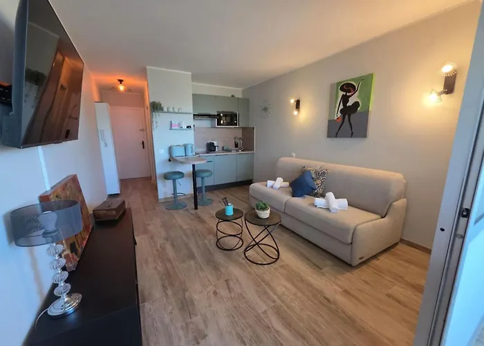 Les Sablons-3 By Interhome